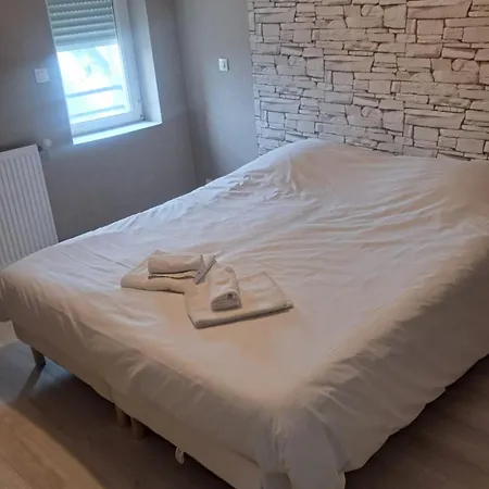 Casa vacanze 20 Min Puy Du F Ou Maison Entiere 3 9 Personnnes